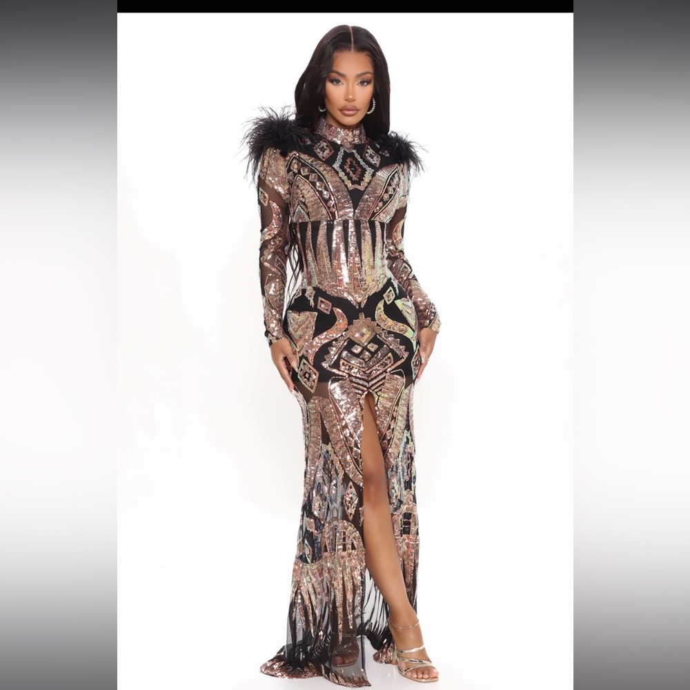 Fashion nova NWT SEQUIN MAXI DRESS WITH SLIT